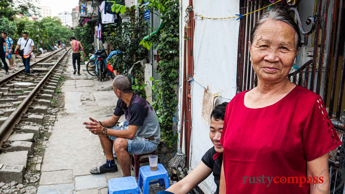 A resident of train street welcomes to tourism boom